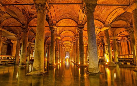 Click image for larger version

Name:	istanbul-36h-basilica.jpg
Views:	166
Size:	94.7 KB
ID:	244