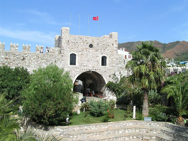 Click image for larger version

Name:	Marmaris_Castle.jpg
Views:	153
Size:	144.5 KB
ID:	1055