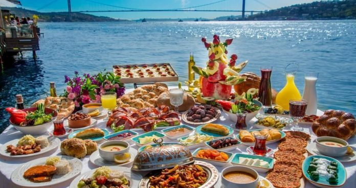 Click image for larger version

Name:	kuleli-yakamoz-restoran-istanbul-scaled.jpg
Views:	901
Size:	116.7 KB
ID:	1751