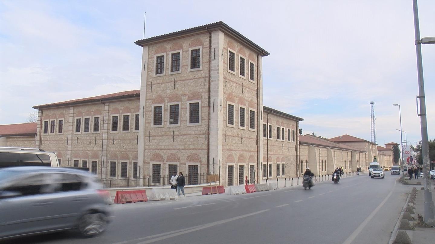 Click image for larger version

Name:	251165.jpg
Views:	130
Size:	116.7 KB
ID:	1825