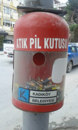 Click image for larger version

Name:	Istanbul-Recycling-1-252x420.jpg
Views:	198
Size:	32.7 KB
ID:	1846