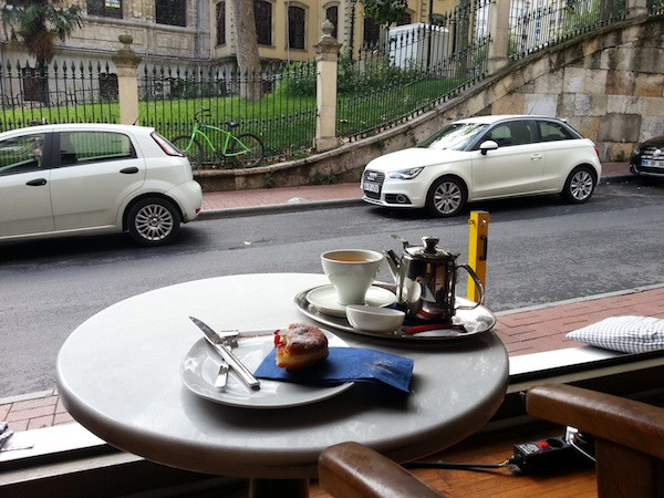Click image for larger version

Name:	Sunday-Cafe.jpg
Views:	75
Size:	107.1 KB
ID:	1983