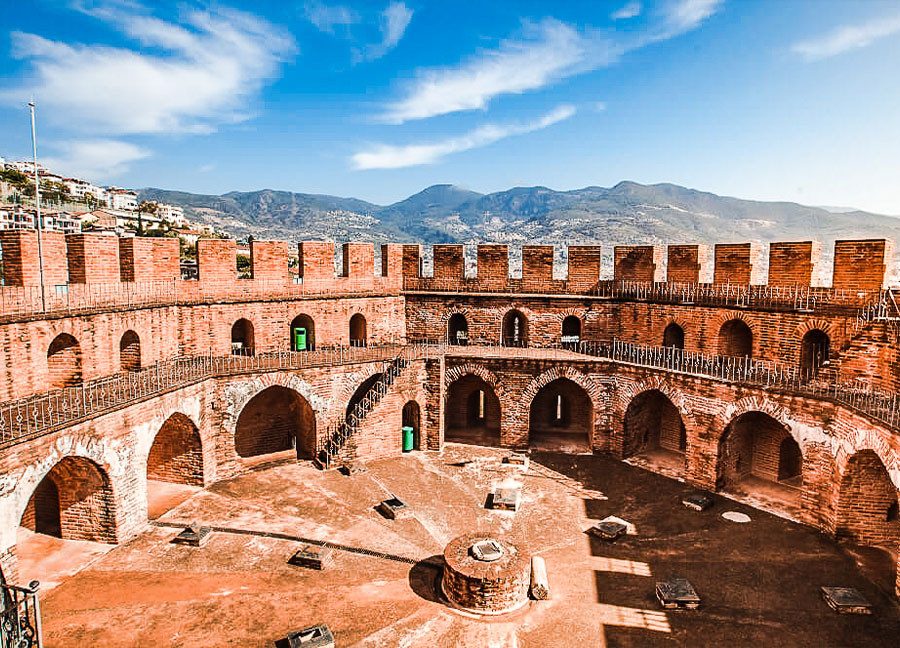 Click image for larger version

Name:	alanya_kizil_kule_arkeoloji_muzesi_avlu.jpg
Views:	88
Size:	308.5 KB
ID:	2482