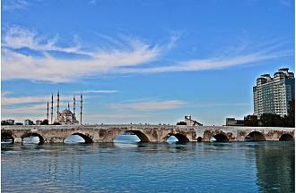 Click image for larger version

Name:	tas-koeprue-sabanci-hilton-atilla-andirin-585jpg_20-06-2018_11-25-50.jpg
Views:	411
Size:	188.1 KB
ID:	2868