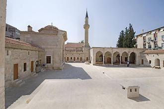 Click image for larger version

Name:	Adana_Oil_Mosque_3568.jpg
Views:	289
Size:	123.1 KB
ID:	2875
