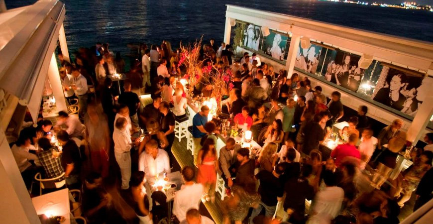 Click image for larger version

Name:	Anjelique-Night-Club-Restaurant-3.jpg
Views:	160
Size:	161.1 KB
ID:	3473