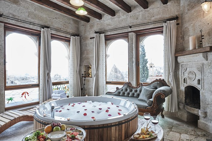 Click image for larger version

Name:	sultan-cave-suites.jpg?w=700&amp;h=-1&amp;s=1.jpg
Views:	35
Size:	128.8 KB
ID:	3987